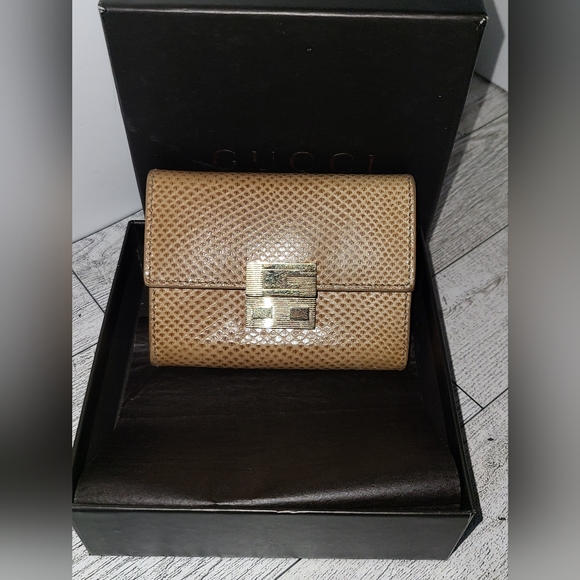 Gucci Handbags - Authentic Gucci Snakeskin Python Wallet Card Holder Gold Yellow Beidge With Box